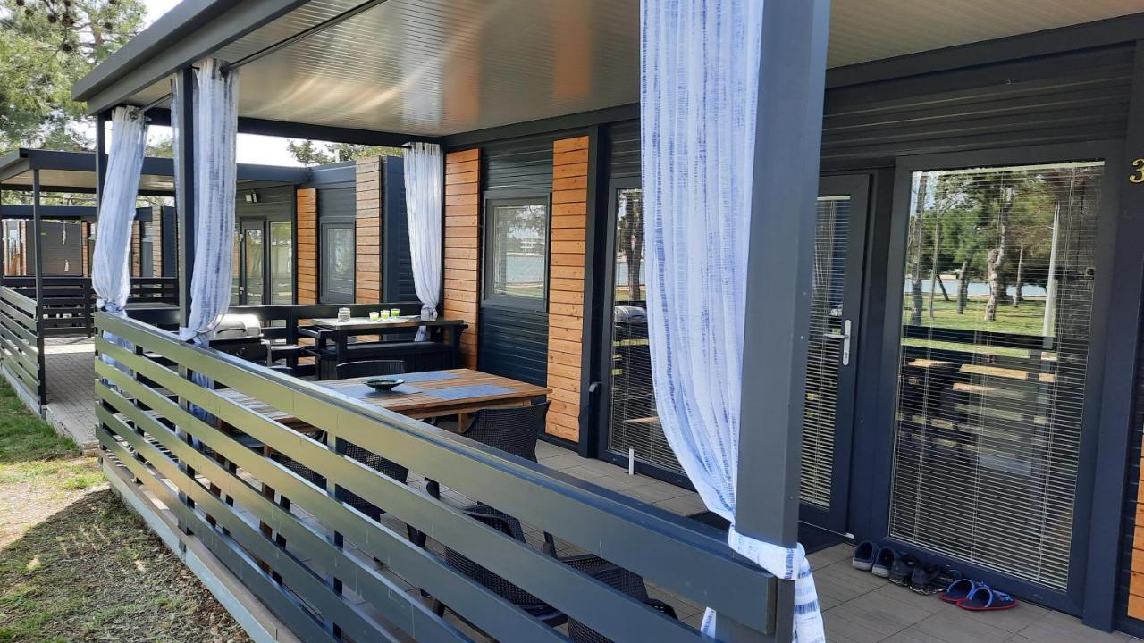 Sand & Relax Privlaka - Mobile Home Gloria Dış mekan fotoğraf